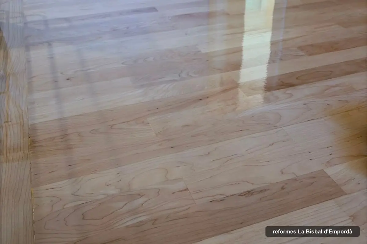 Codimser|Pulidor de Parquet y Tarimas| Pulido, Lijado, Restauración y Mantenimiento parquets,|Girona, empresa de reformes a La Bisbal d'Empordà