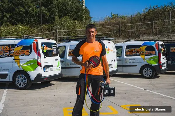 INSTAL BERROZPE, electricista a Blanes